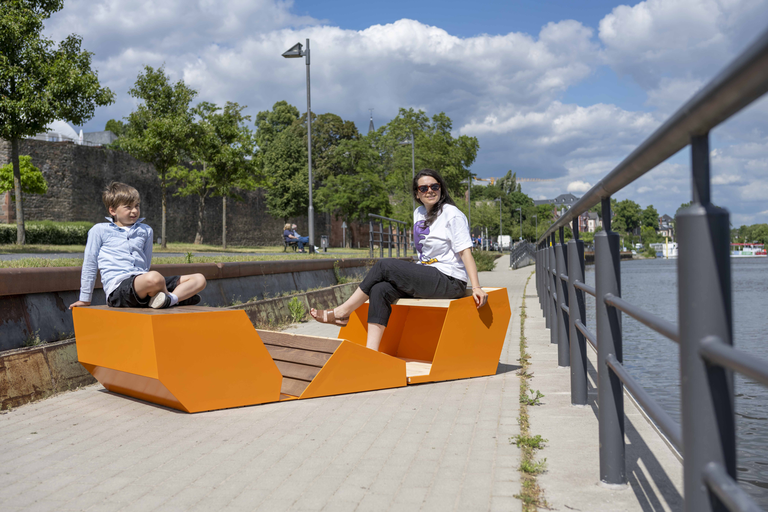 urban furniture for the public, urban furniture, Furniture for urban spaces 